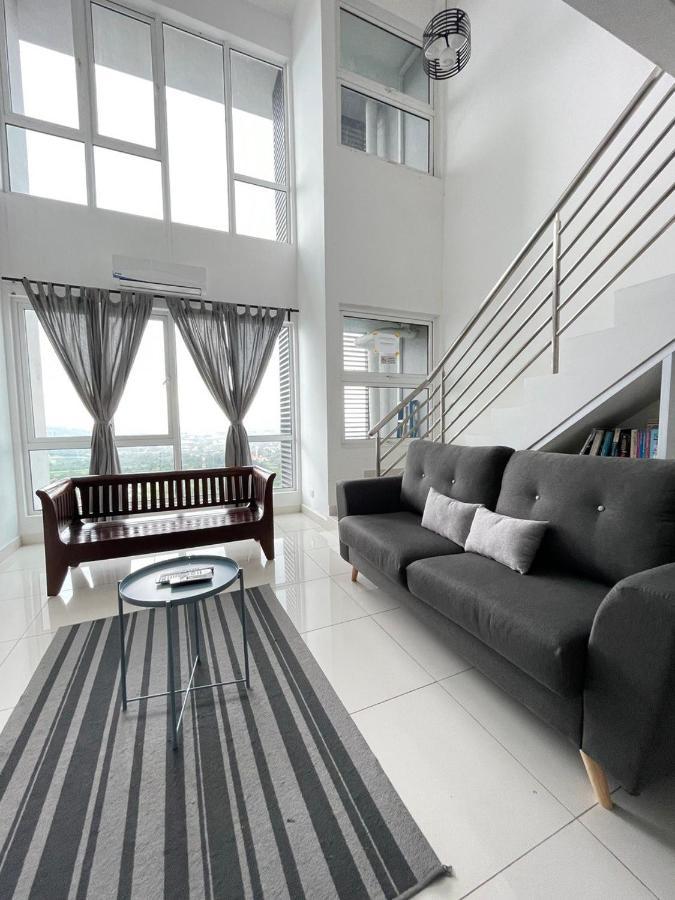 Yenni Duplex @ Decentrum, Kajang 세르당 외부 사진
